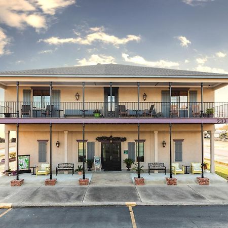 The Bank Hotel Lake Arthur エクステリア 写真